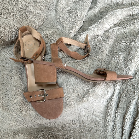 NWOT Gap pink suede buckle heel sandals - Picture 6 of 8